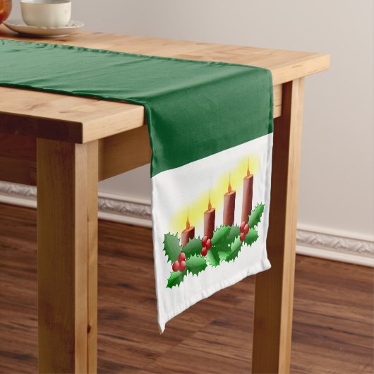 Kerstkaarsen en Holly Lange Tafelloper (Voorbeeld)