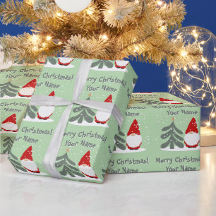 Kerstkabouter met boom gepersonaliseerd vakantiefe cadeaupapier