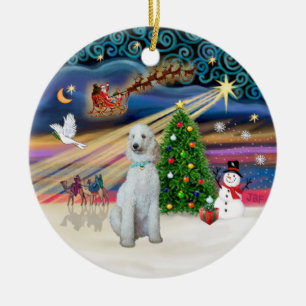 Kerstmagie - Standaardpoedel (crème/wit) Keramisch Ornament