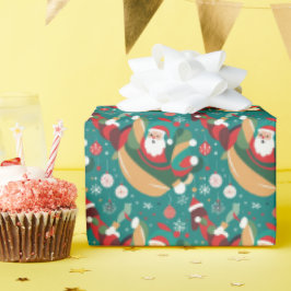 Kerstman in kerstpatroon cadeaupapier