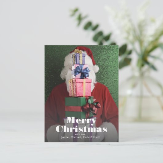 Kerstman met stapel geschenken feestdagenkaart (Staand voorkant)
