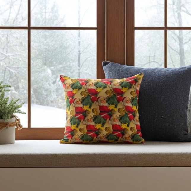 Kerstman op kerstboom met klokken en bogen kussen (Hallway and Foyer Area Santa Greeting!)