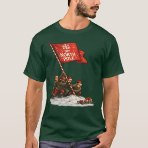 Kerstmannetjes planten de Noordpoolvlag - Iwo Jima T-shirt