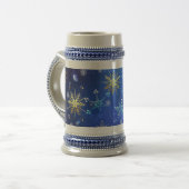 Kerstmis Blauwe Achtergrond met Gouden Sneeuwvlokk Bierpul (Voorkant links)