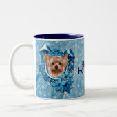 Kerstmis - Blue Snowflakes - Yorkshire Terrier Tweekleurige Koffiemok (Links)
