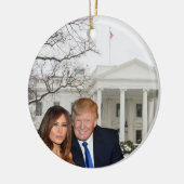 Kerstmis: Donald en Melania Keramisch Ornament (Links)
