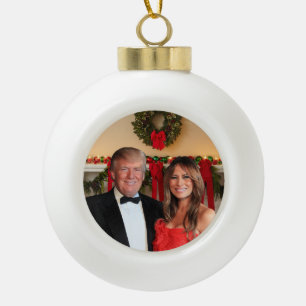 Kerstmis: Donald en Melania Keramische Bal Ornament
