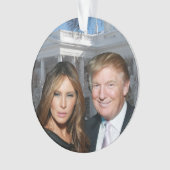 Kerstmis: Donald en Melania Ornament (voorkant)