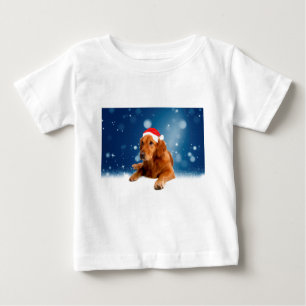 Kerstmis: Golden Retriever Dog Santa Hat Snow