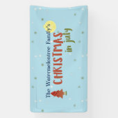 Kerstmis in juli Familienaam Summer Party Blue Spandoek (Verticaal)