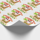 Kerstmis in juli Santa met Surfboard Cadeaupapier (Hoek)