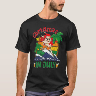 Kerstmis in juli Santa Surfing Beach Summer Vaca T-shirt