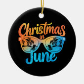 Kerstmis in juni Zonnebril Grappige Zomervakantie Keramisch Ornament (Voorkant)