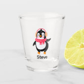 Kerstmis Jolly Pinguïn in Sjaal met Oorkappen Shot Glas (Voorkant)