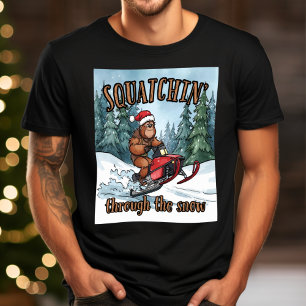 Kerstmis met Bigfoot die door de Sneeuw Sneeuwscoo T-shirt