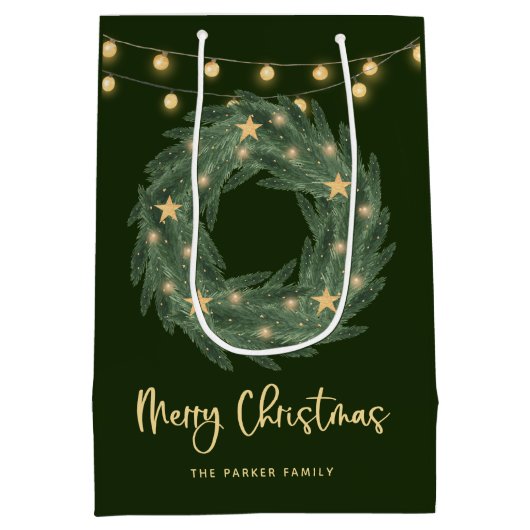 Kerstmis met Gold String Lights op groen Medium Cadeauzakje (Achterkant)