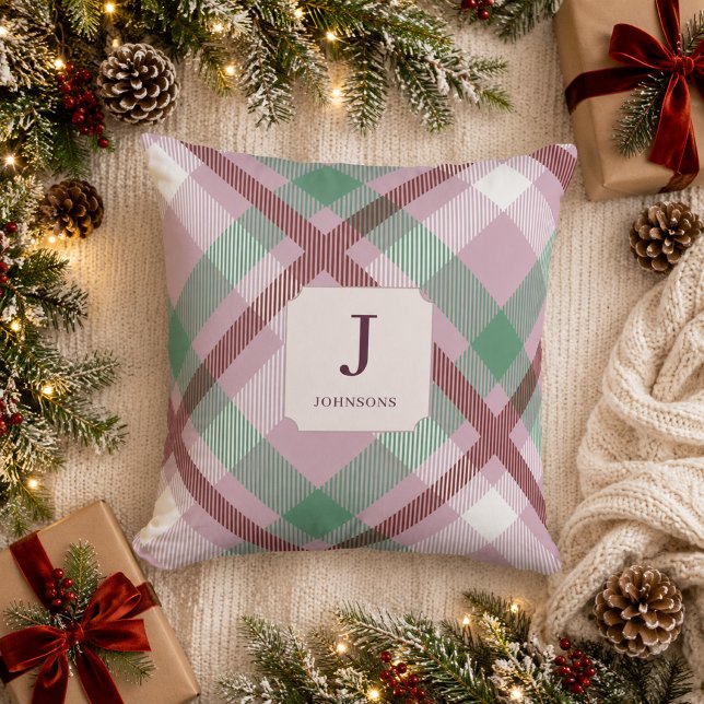 Kerstmis Pastel Plaid Monogram  Kussen (Creator heeft geüpload)