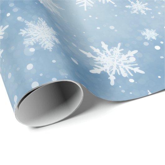Kerstmis Sneeuwvlokken Lichtblauwe hemel Cadeaupapier (Rol Hoek)