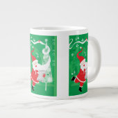 Kerstmis, zingende en dansende kerstman extra grote mok (Voorkant rechts)