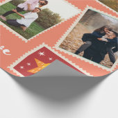 Kerstpostzegel Grappige gepersonaliseerde foto Cadeaupapier (Hoek)