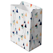 Kerstskiërs op wit medium cadeauzakje (Achterkant Gekanteld)