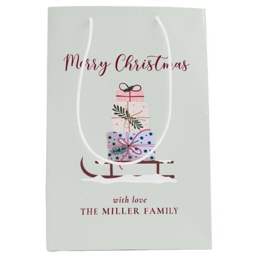 Kerstslee vol met cadeautjes medium cadeauzakje (Voorkant)