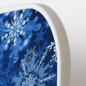 kerstsnowflakes blauw en zilver pickleball paddle (Links Detail)