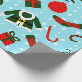 Kerstspullen in Rood en Groen en sneeuw backgro Cadeaupapier (Hoek)