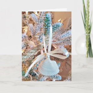 kerstversiering van de seashell op boom feestdagen kaart