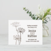 Kervil modern flower brown bruiloft opnieuw geplan kaart (Staand voorkant)