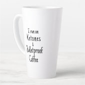 Ketonen en kogelvrije koffie met dubbelzijdige mok (Linkerhoek)