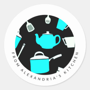 Keuken met de klok mee en gereedschap uit de keu ronde sticker