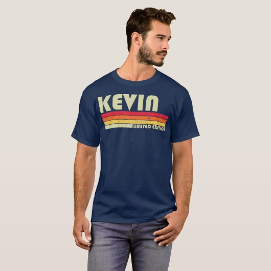 KEVIN Name Personalized Retro 80s 90s T-shirt (Voorkant volledig)