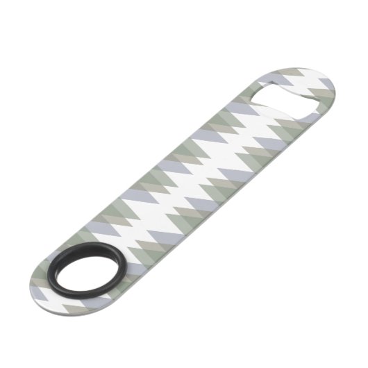 Khaki triangles (Dos Angle)