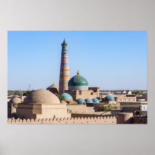 Khiva, Oezbekistan - Islam Khodja-minaret en moske Poster