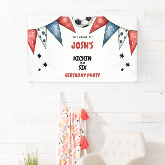 Kickin het bij Six Soccer 6th Birthday Party Rood Spandoek (Insitu)