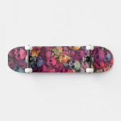 Kids Rainbow Skuls Skateboard Par Claire Firley (Horz)