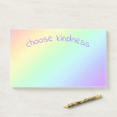 Kies Kindness Rainbow Gradient Post-it® Notes (Op bureau)