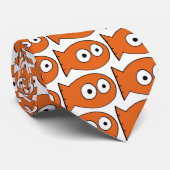 kietelt goudvis stropdas in wit (Opgerold)