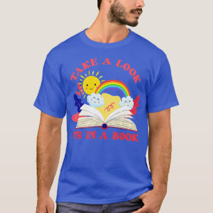 Kijk eens in een boek regenboogwolken 1 t-shirt
