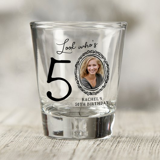 Kijk eens wie 50 is! Foto 50ste verjaardag Shot Glas