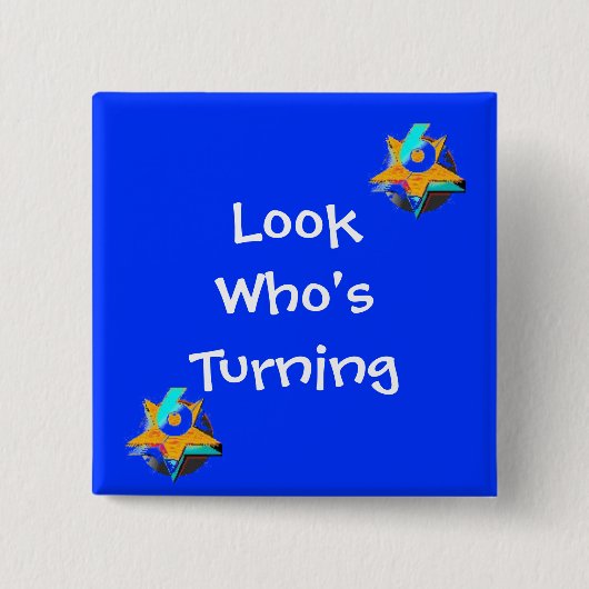 Kijk eens wie er 6 draait vierkante button 5,1 cm (Voorkant)