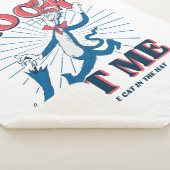 Kijk naar mij kat in het Pet Sherpa Deken (3/4)