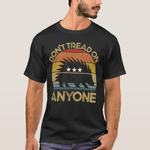 Kijk niet naar iemand die Porcupine Retro Libertar T-shirt