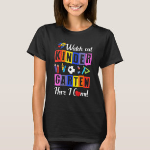 Kijk uit naar de kindertuin hier, ik kom voor kind t-shirt