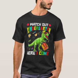 Kijk uit naar Kindergarten hier. Ik kom Dinosaurië T-shirt