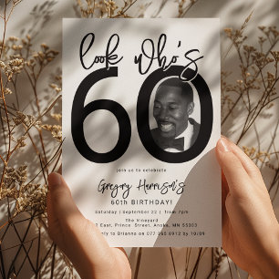 Kijk wie 60 is Foto 60e verjaardagsuitnodiging Kaart