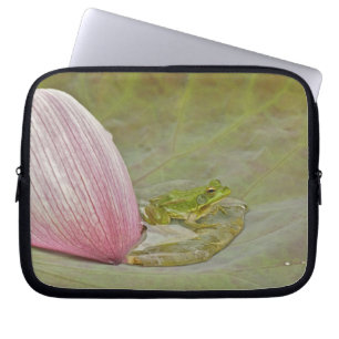 Kikker en lotusbloemblad, China, Laptop Sleeve