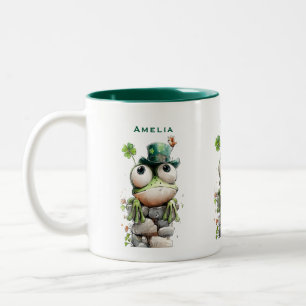 Kikker met groene hoed en klavertje vier schattig tweekleurige koffiemok