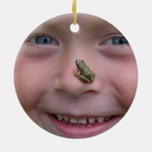 Kikker op neus keramisch ornament